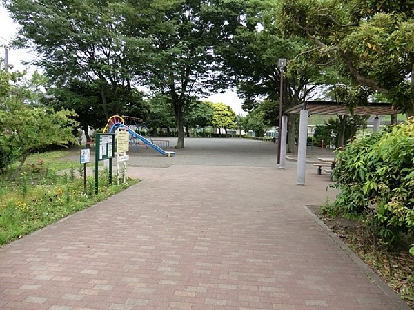 小雀公園(小雀公園まで1000ｍ)