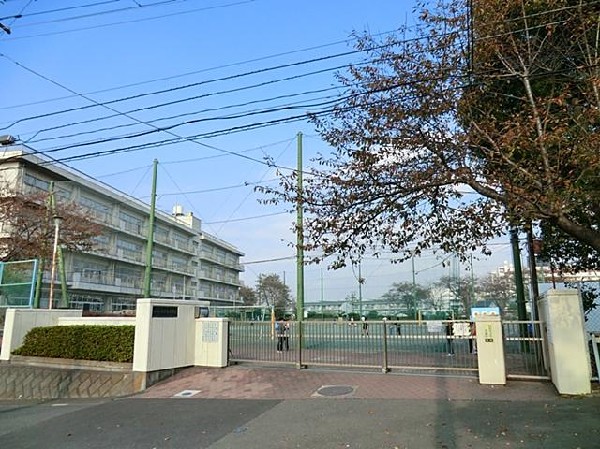 横浜市立平戸台小学校(横浜市立平戸台小学校まで650m)