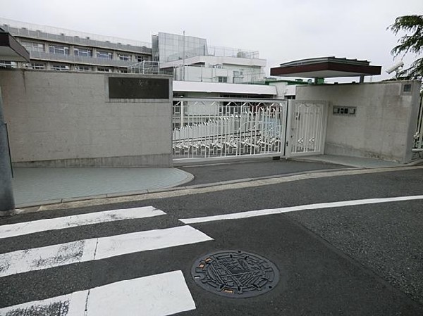 横浜学院幼稚園(横浜学院幼稚園まで900m)