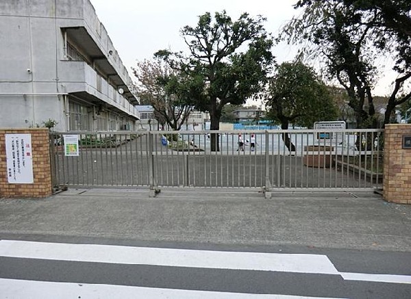 横浜市立二つ橋小学校(横浜市立二つ橋小学校まで100m)