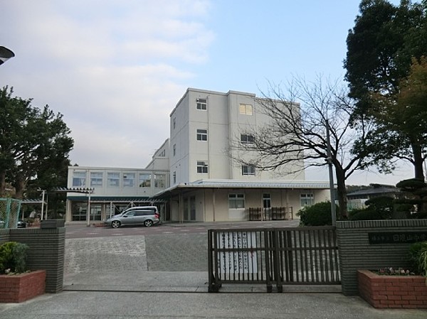 横浜市立日限山中学校