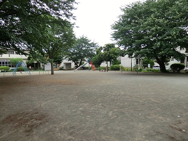 相沢公園(相沢公園まで400ｍ)