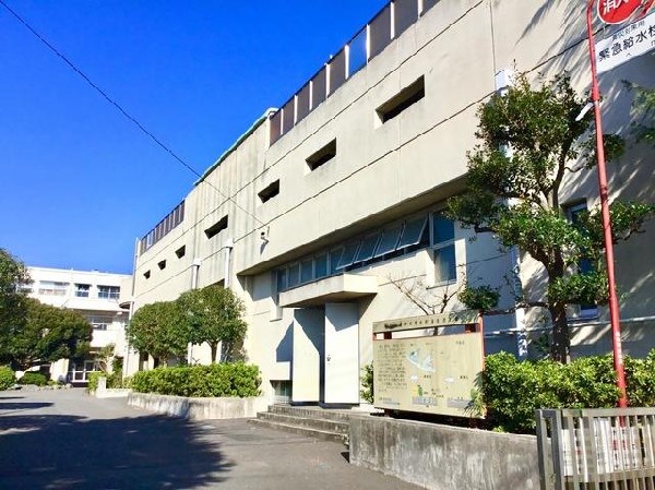 横浜市立中和田中学校(横浜市立中和田中学校まで550m)