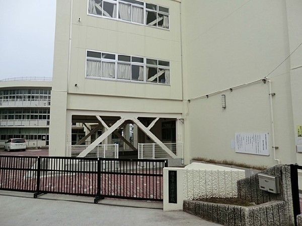 横浜市立蒔田小学校750