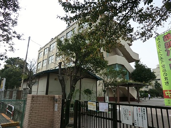 横浜市立井土ヶ谷小学校(横浜市立井土ヶ谷小学校まで1300ｍ)