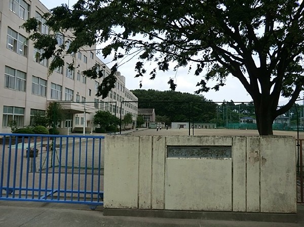 大和市立上和田中学校