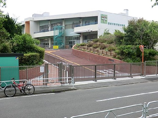 関東学院野庭幼稚園(関東学院野庭幼稚園まで800m)
