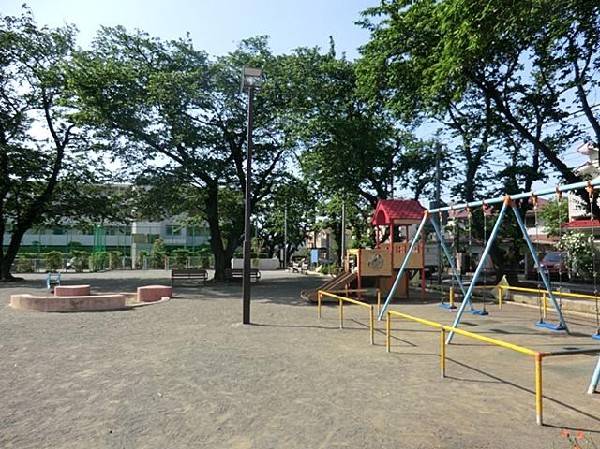 霞台公園(霞台公園まで400m 公園近くでお子様も安心して遊べます♪)