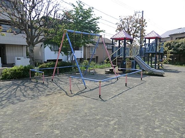 伊勢町もくせい公園(伊勢町もくせい公園まで200m)