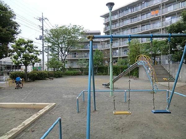 野庭しいのき公園(野庭しいのき公園まで450m)