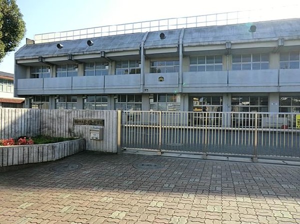 横浜市立緑が丘中学校(横浜市立緑が丘中学校まで750m)