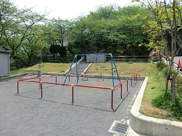 富岡第二公園(富岡第二公園まで210m)