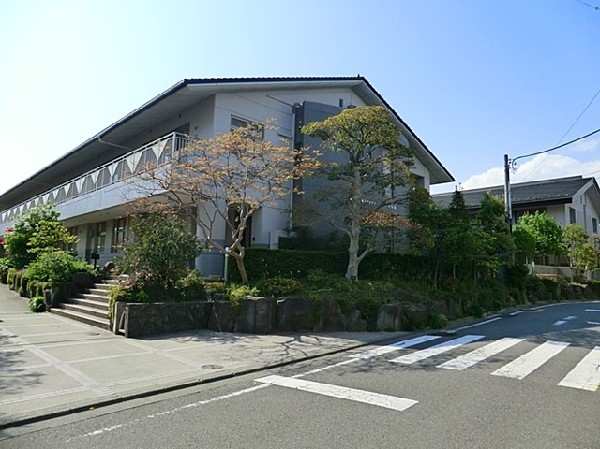 平戸幼稚園(平戸幼稚園まで450ｍ)