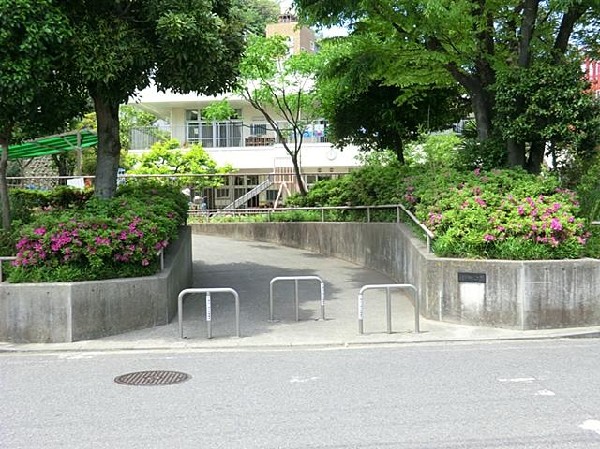 神戸町公園(神戸町公園まで10m)