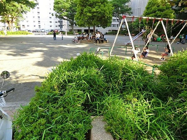新横浜第一公園(新横浜第一公園まで1200m)