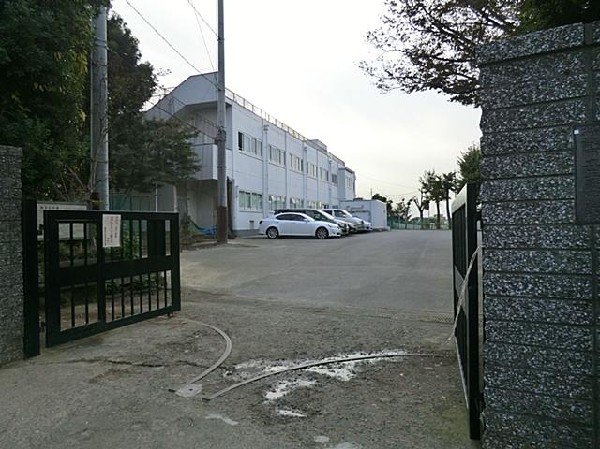 横浜市立生麦中学校(横浜市立生麦中学校まで650m)