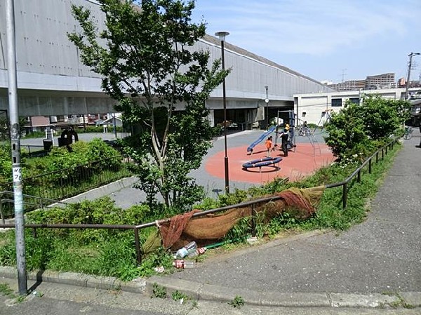 松見町一丁目中央公園(松見町一丁目中央公園まで150m)