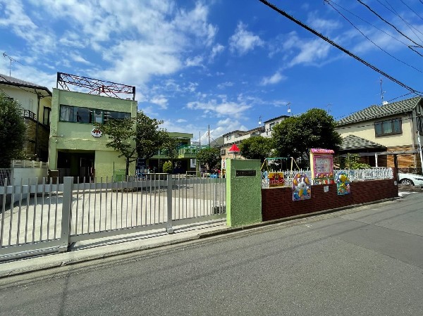 小田双葉幼稚園(少人数で家庭的な保育をモットーにしています。「情操」教育として、音楽とリズムを楽しみながら、鼓笛の指導をしています。)