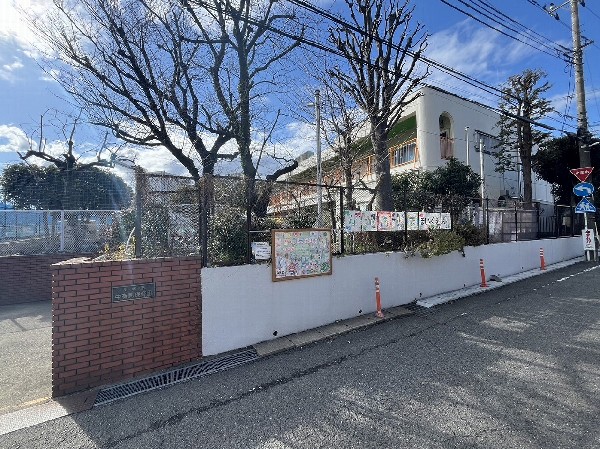 中有馬保育園(近隣には保育園が点在しており、子育て中の方にとって、とても心強い環境です。保育園が近いことで送り迎えなどの負担も減りますね。)