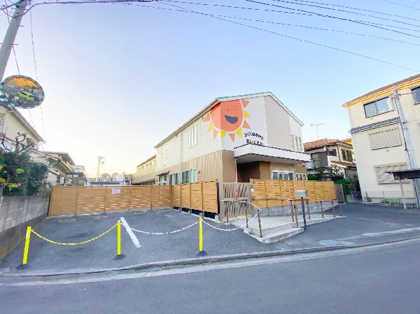 小倉はなかご保育園　(川崎市幸区の住宅街の真ん中に位置する、子どもたちと先生の笑顔溢れる保育園です。)