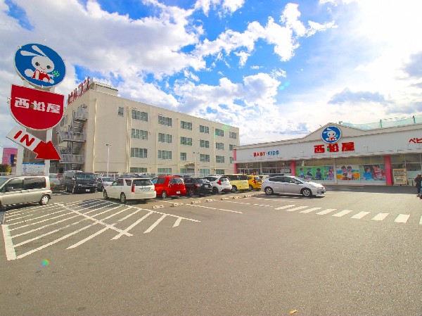 西松屋川崎新久地店(お子様用品がとにかくお買い得、毎週行ってもあきません。広い駐車場も完備しています。)