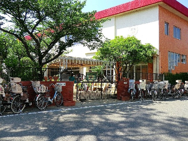 宮前幼稚園(今この瞬間を、わくわく生き活きとびっきり輝いて生きてほしい。そんな思いで園づくりをしています。)