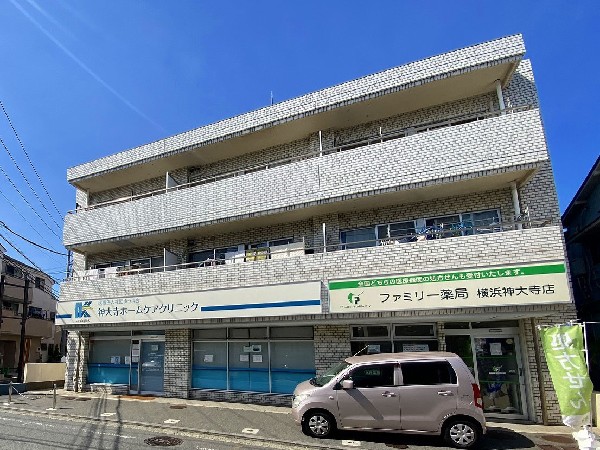 ひらた内科・脳神経内科クリニック(内科を基本として、呼吸器内科、消化器内科、循環器内科を専門にしている医師が曜日別で外来診察を担当しております。)