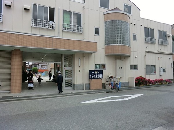 すみのえ幼稚園(心身ともに健康でたくましく伸び伸びとした子供に育つよう、また一人一人の個性と可能性を伸ばしていく教育。)