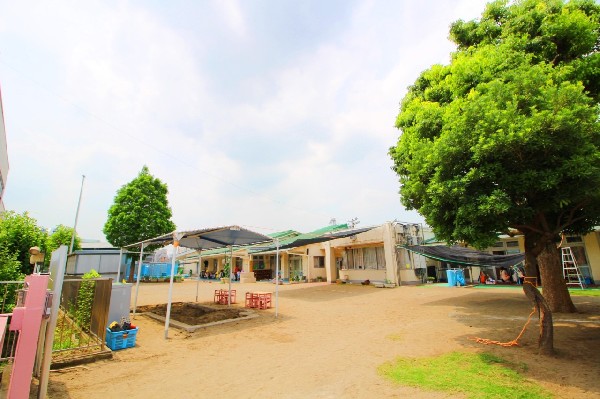 鴨居保育園(近隣には保育園がいくつか点在しており、子育て中の方にとって、とても心強い環境です。近い保育園に預けられたら、送り迎えなどの負担も軽く助かります)