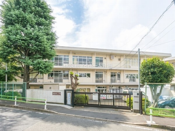 調布市立緑ケ丘小学校