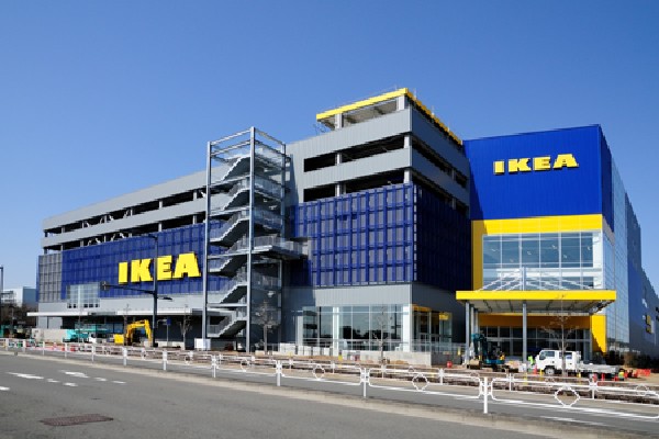IKEA立川(立川に住まいを持つ人のためだけに、フロアレイアウトや商品構成などが独自に工夫されています。)