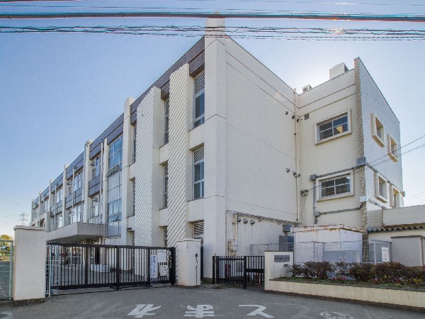 調布市立北ノ台小学校