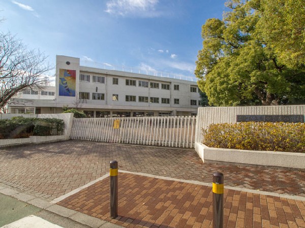 府中市立府中第五小学校(明るく健全な心と体づくり、思いやりをもって進んで協力する姿勢、目標に向かって全力で実行する力が身に付くよう指導している学校です。)