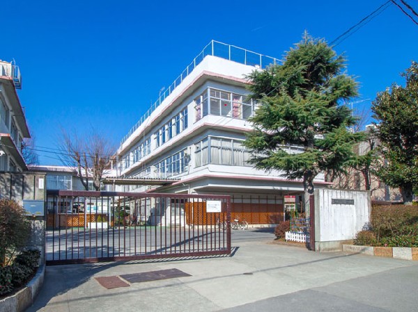 立川市立立川第一中学校(「立川一中生でよかった・立川一中に通わせてよかった」と生徒や保護者の皆様に喜んでいただける学校を目指して、全力を尽くしてまいります。)