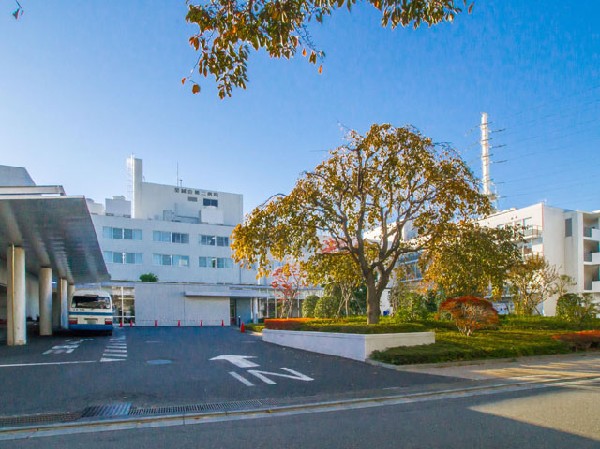 至誠会第二病院(域の患者様のための医療の担い手として、安全で質の高い医療を提供できるよう、医師・看護師をはじめ、コメディカル、事務職員など全職員が日々がんばっております。)