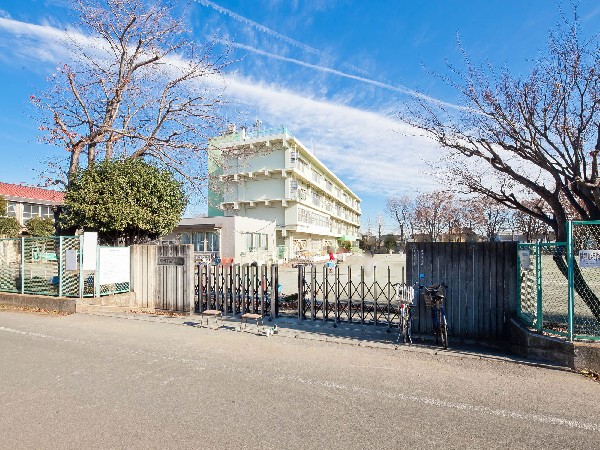 国分寺市立第十小学校(登校距離も近く、小学生のお子様がいらっしゃるご家庭には嬉しいですね。)