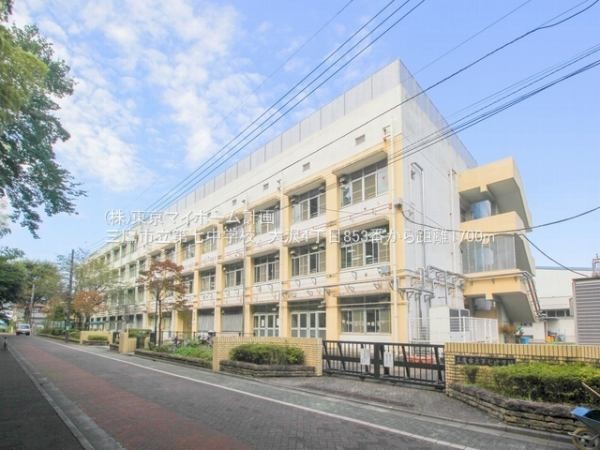 三鷹市立第七中学校