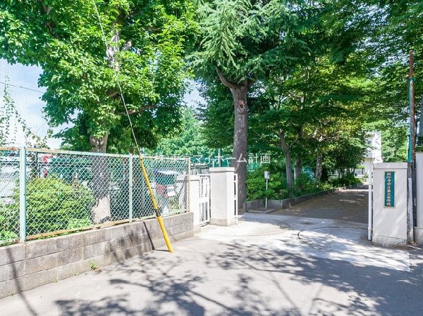 国分寺市立第三中学校