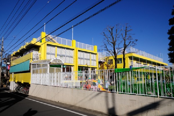 洗心幼稚園(家族ピクニック、サマーキャンプ、スケート教室など、多様な年間行事が用意され、園児たちは健やかな体と心を育んでいる幼稚園です。)