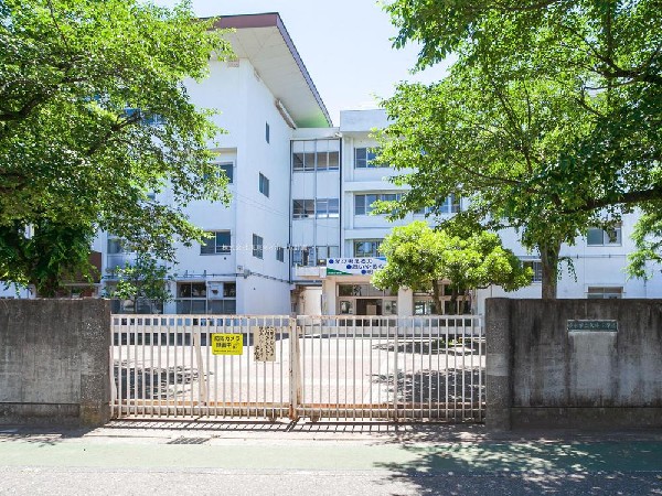 府中市立矢崎小学校