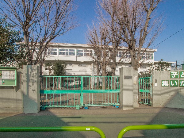 東久留米市立第五小学校(登校距離も近く、小学生のお子様がいらっしゃるご家庭には嬉しいですね。)