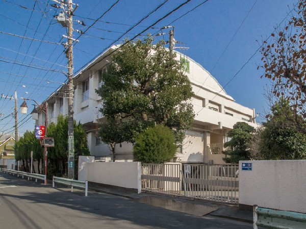 府中市立新町小学校