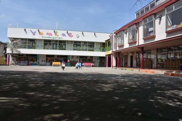 こみね幼稚園(温水プールの体育指導がある幼稚園です。)