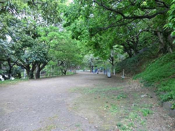 山手公園(山手公園まで500m)