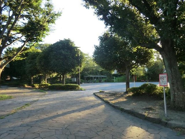 南本宿公園(南本宿公園まで650m)