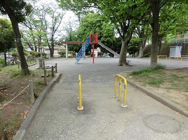 秋葉第三公園(秋葉第三公園まで600m)