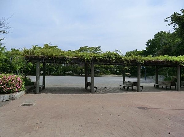 桂山公園(桂山公園まで120m)