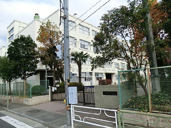 横浜市立長津田第二小学校(横浜市立長津田第二小学校まで1100m)