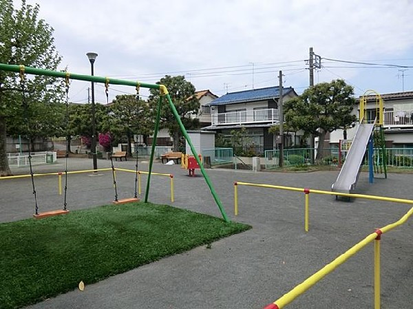 芹が谷第五児童公園(芹が谷第五児童公園まで100m)