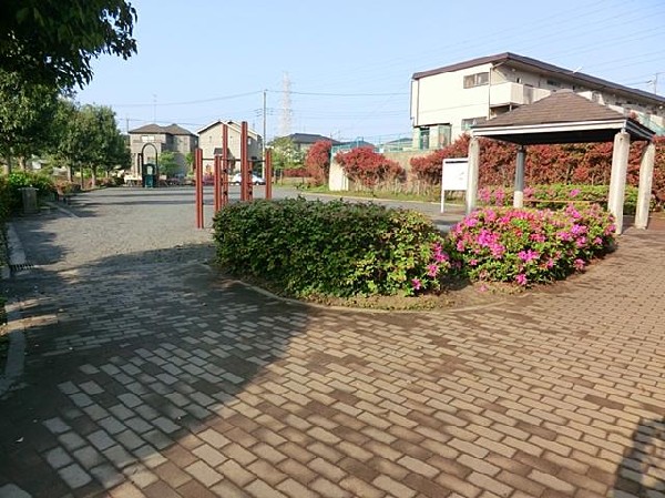 阿久和東宮ノ腰公園(阿久和東宮ノ腰公園まで300m)